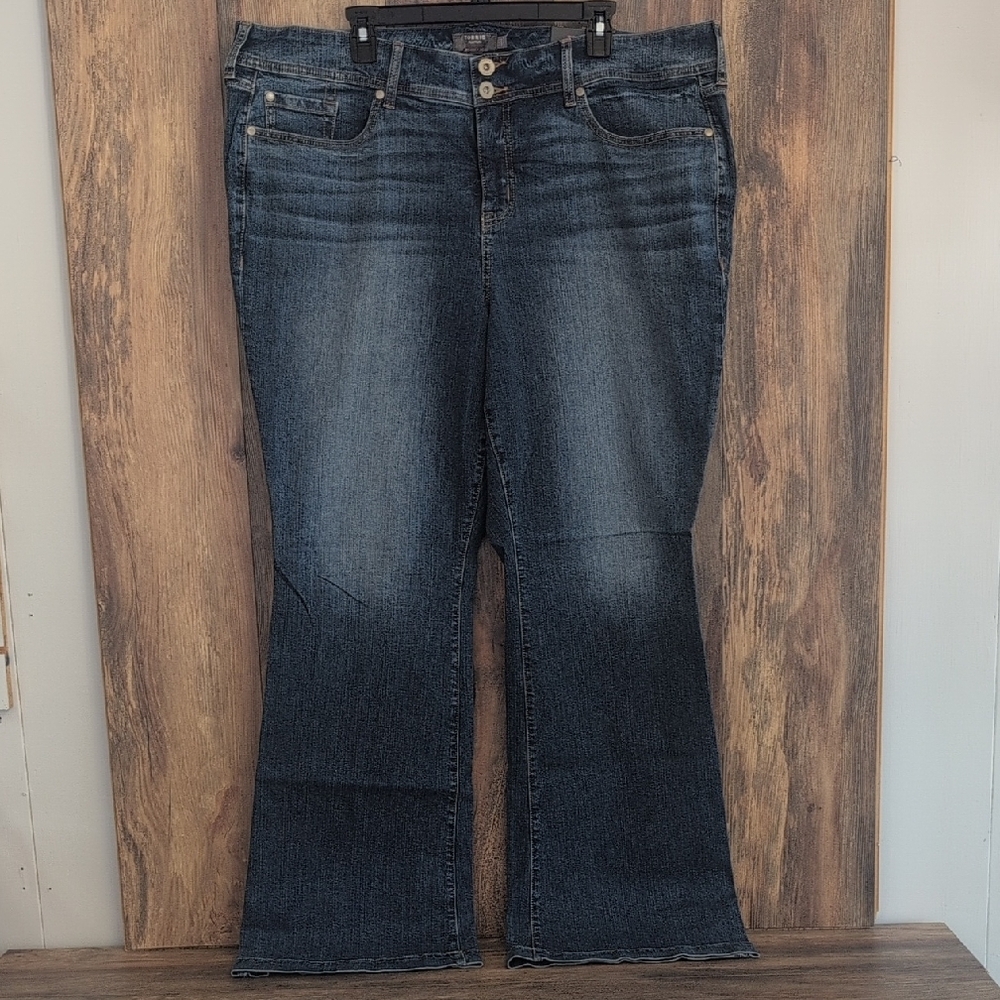 Torrid Women's Plus Size Midrise Slim Flare Vintage Stretch Jeans 22T c126
